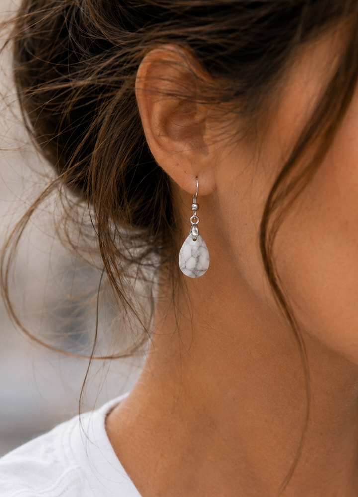 Boucle d'oreille Lyor argentée